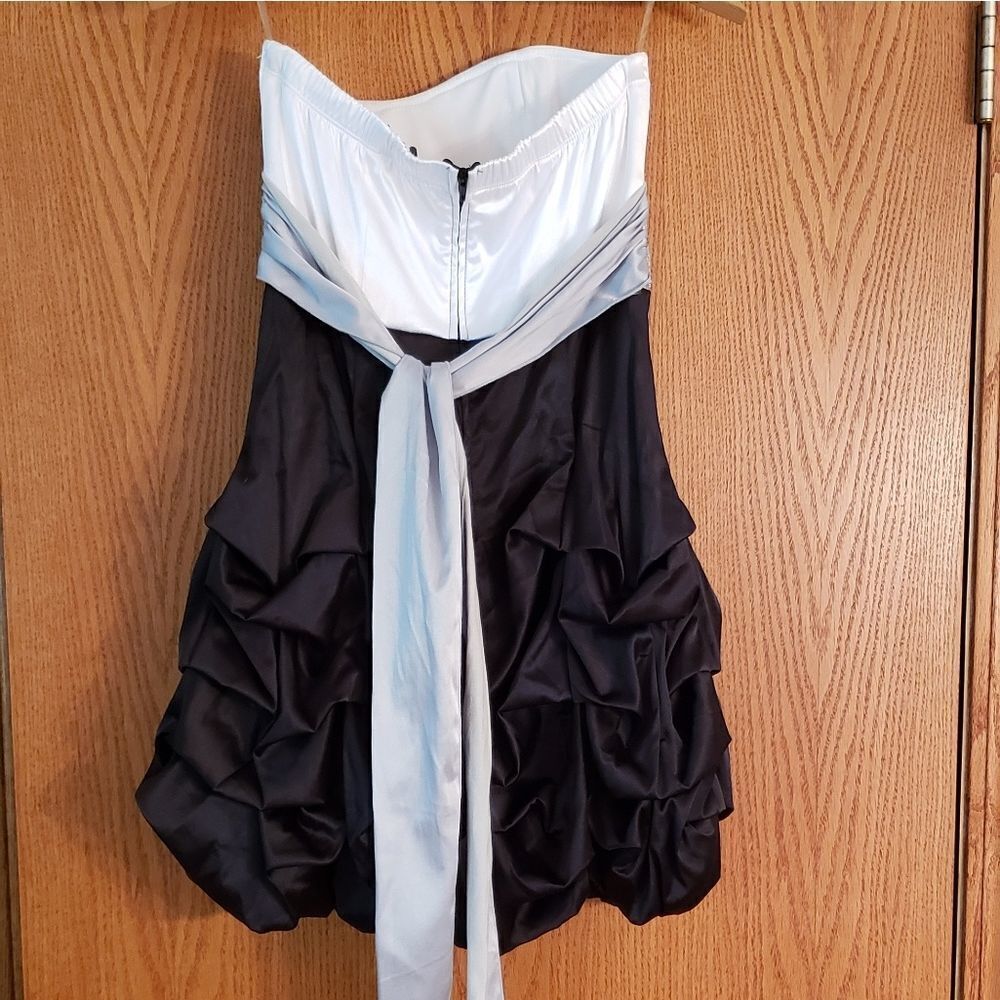 Gorgeous Ruby Rox Strapless Formal Dress Sz 3 - Picture 3 of 3